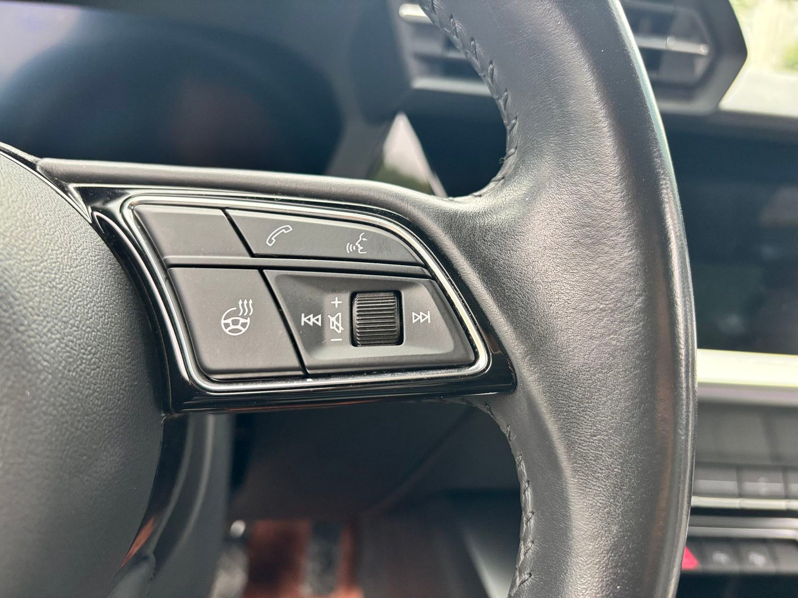 2021 Audi A3L Limousine 35 TFSI Luxury Elegance Edition7 2021 Audi A3L Limousine 35 TFSI Luxury Elegance Edition - Image 8